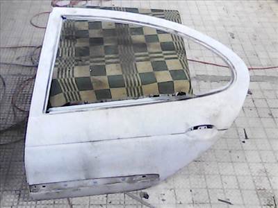 RENAULT MEGANE 95-99 Bal hátsó ajtó.