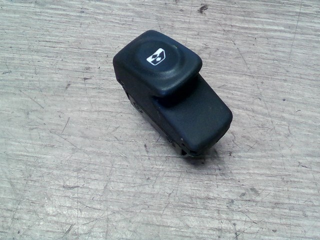 RENAULT MEGANE 99-02 Bal hátsó ablakemelő kapcsoló 1. kép