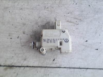 SEAT CORDOBA 99-02 Csomagtérajtó központi zár motor