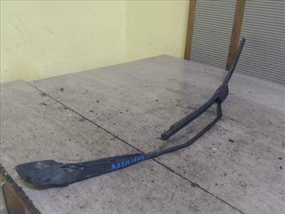 SMART ForTwo Ablaktörlő kar jobb első