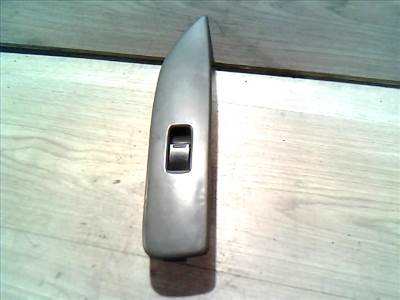 SUZUKI SWIFT 96-05 Jobb első ablakemelő kapcsoló