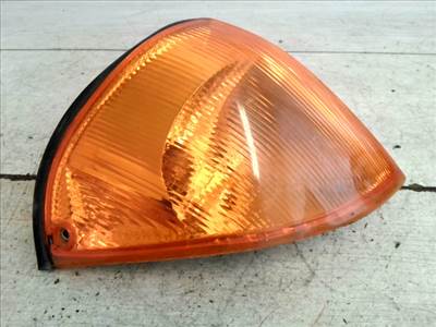 SUZUKI SWIFT 96-05 Jobb első irányjelző 