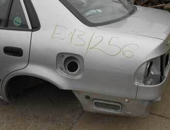 TOYOTA COROLLA 99.10-02.01 Bal hátsó negyed karosszéria csomag