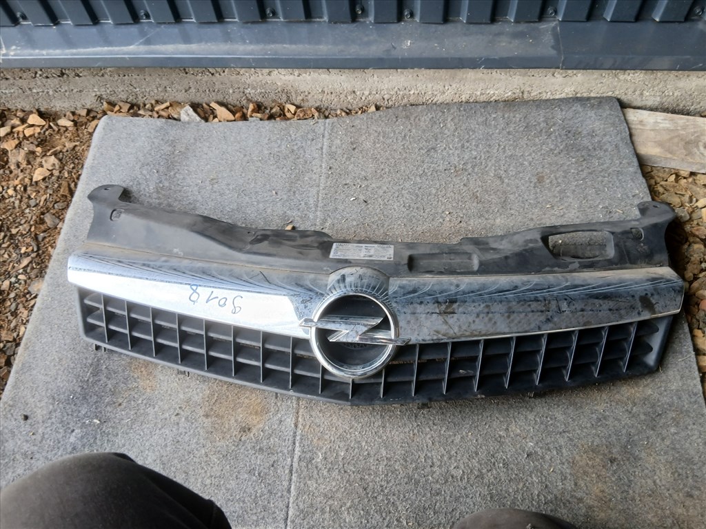 9018 Opel Astra H 2004-2010 2004-2010 Díszrács   2. kép