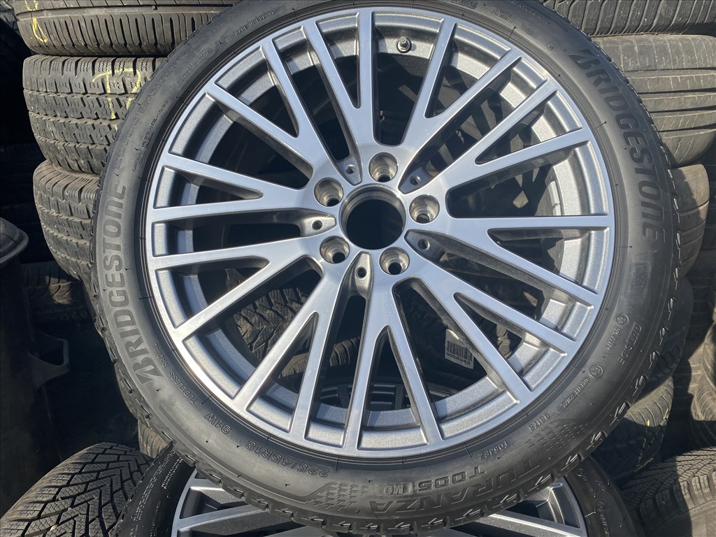 Mercedes Benz gyári új 18"-os könnyűfém felni garnitura eladó 1. kép