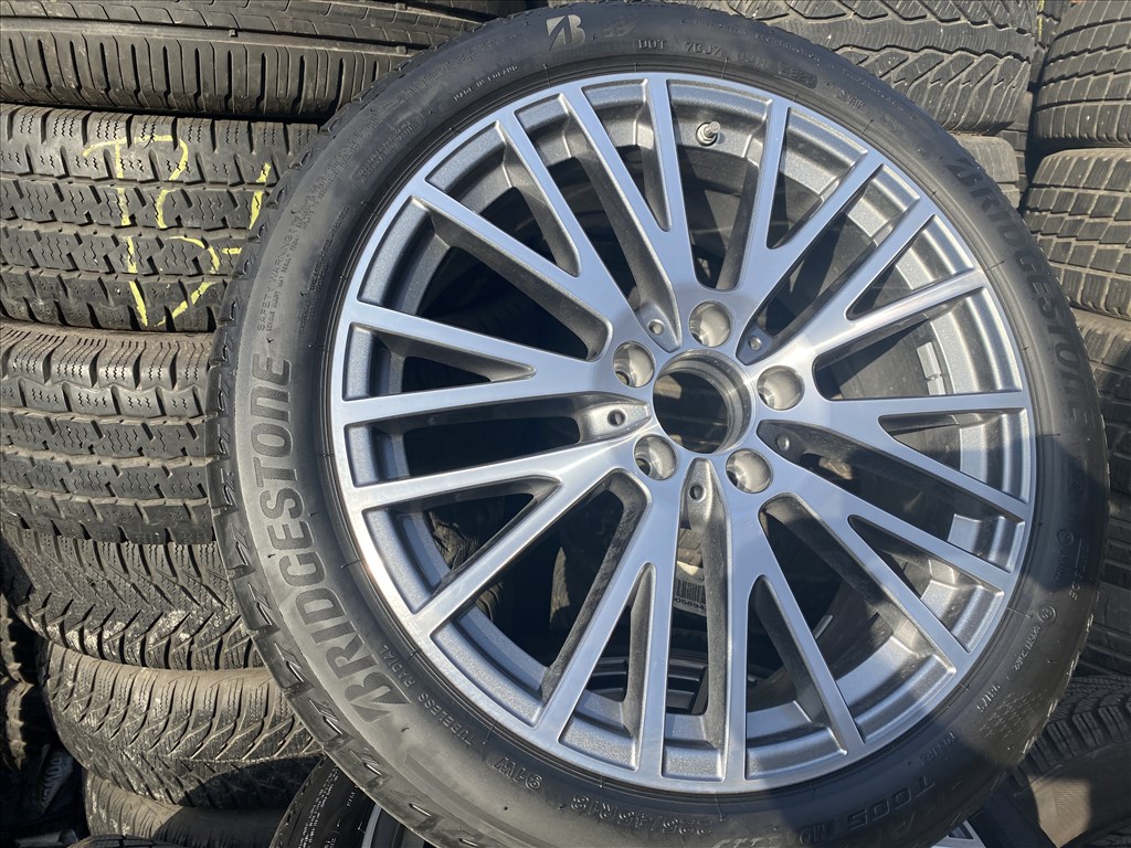 Mercedes Benz gyári új 18"-os könnyűfém felni garnitura eladó 2. kép