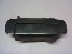 AUDI 80 91-94 JOBB HÁTSÓ KÜLSŐ KILINCS