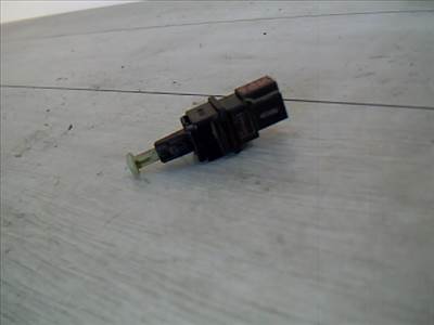 NISSAN MICRA K11 00.08-02.12 Féklámpa pedál kapcsoló