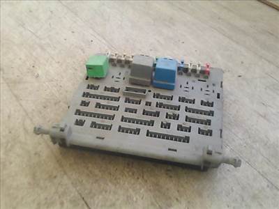 PEUGEOT 309 Biztosítéktábla BCM BSI BSM SAM GEM modul Utastér