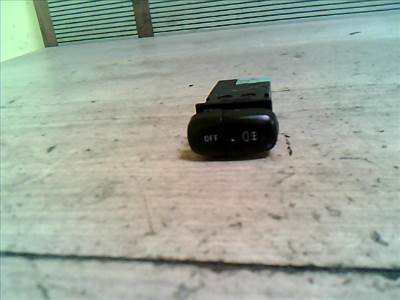 SUZUKI ALTO 02-09 Ködlámpa kapcsoló hátsó