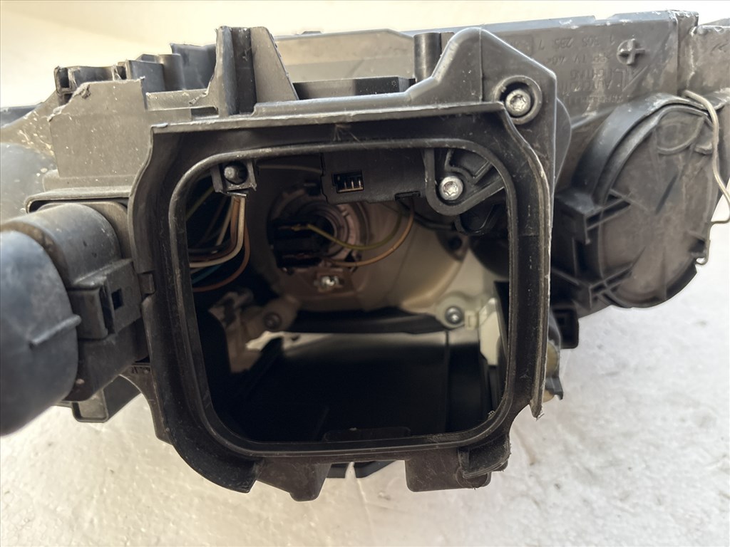 8045 Audi A3 8p 2003-2012 Jobb első Lámpa Fényszóró 0301206202 5. kép