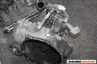 Volkswagen Caddy 2018 1.4TSI manuális QWV kódú sebességváltó (380.)