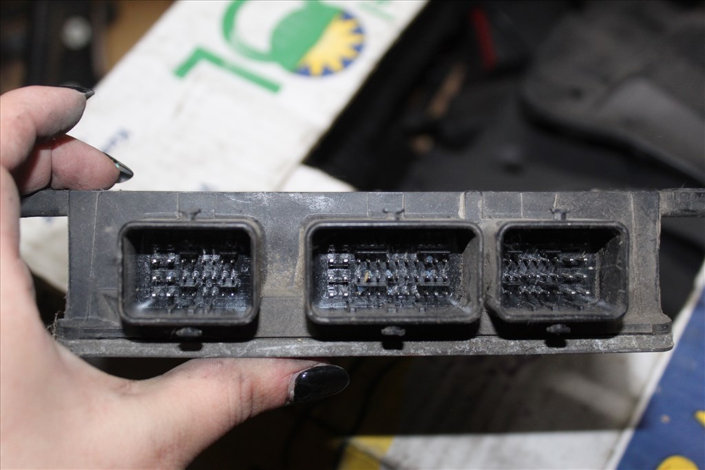 Nissan Micra V motorvezérlő (8200334419) 3. kép