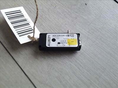 AUDI A8 94.06-02.12 TV / RÁDIÓ ANTENNAJEL ERŐSÍTŐ MODUL