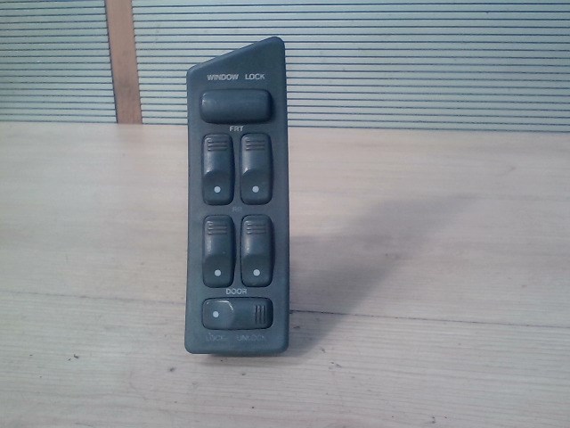 DAEWOO ESPERO Bal első ablakemelő kapcsoló 1. kép