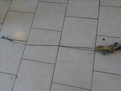 FORD FIESTA 96-99 Jobb első ajtó zárszerkezet központizáras