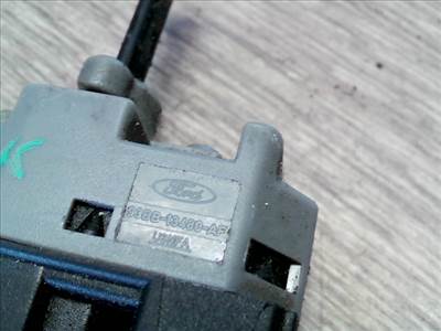 FORD FUSION 02-05 Féklámpa pedál kapcsoló