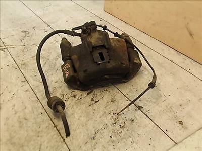 MERCEDES VITO 96- Jobb első féknyereg munkahengerrel