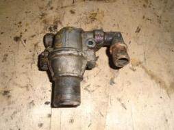 NISSAN SUNNY N14 91.03-95.09 Termosztátház