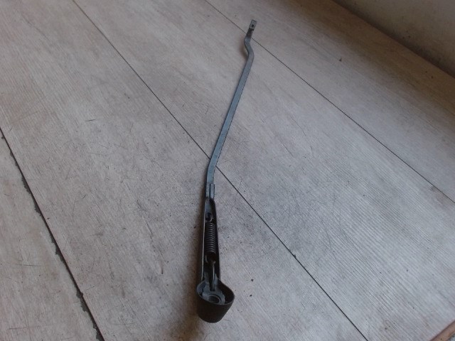 OPEL ASTRA F 94-02 Ablaktörlő kar jobb első 1. kép