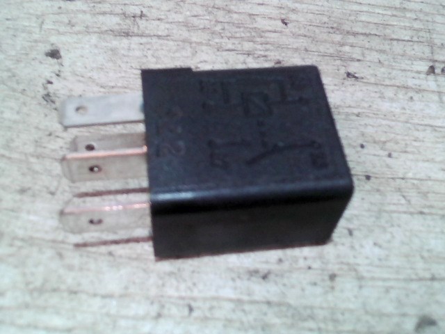 OPEL ASTRA G 97-04 Relé 1. kép