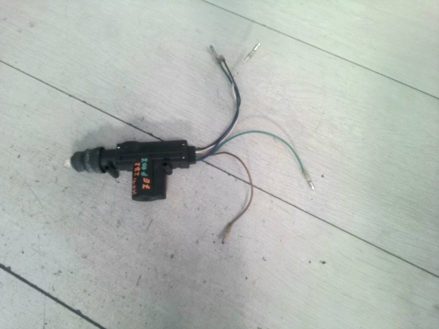 PEUGEOT 107 2005.03.01-2012.03.31 Jobb első központi zár motor 1. kép