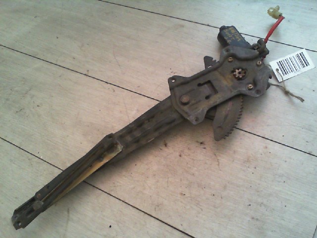 SUZUKI SWIFT 89-96 Jobb első ablakemelő szerkezet elektromos 1. kép