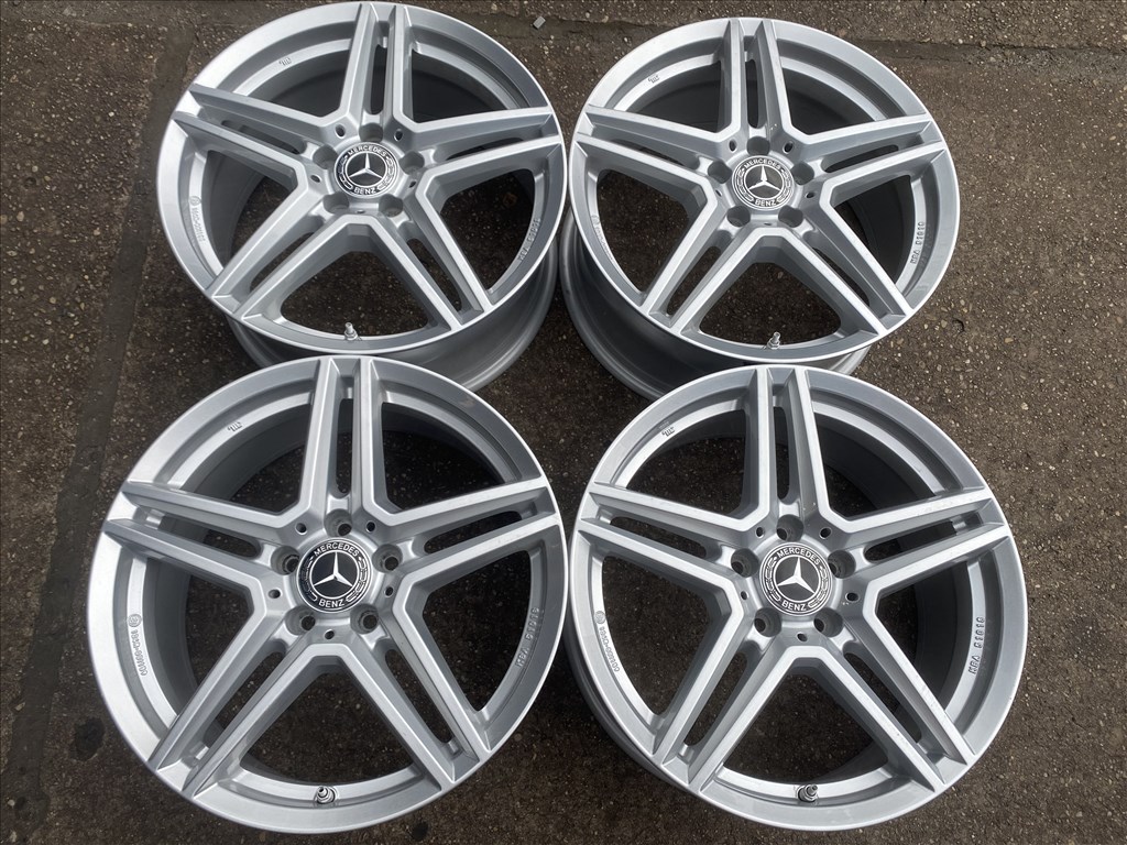 4db Uniwheels 18" Mercedes-Benz alufelni. (3994) 1. kép