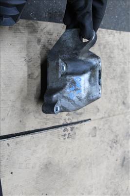 Chrysler 300C 2004-2011 3.0D 642982 váltó tartó bak 04578182AA
