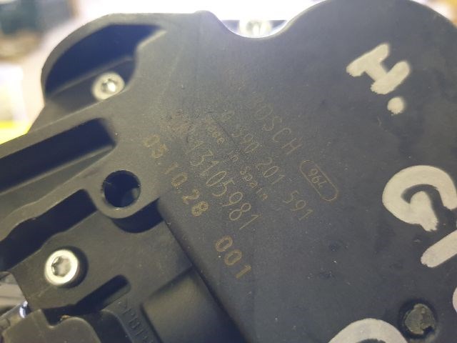 Opel Astra H GTC Hátsó ablaktörlő motor  13105981 3. kép