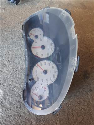 Peugeot 206 1.4 benzines 1 csatlakozós műszerfal óra csatlakozóval  9651740380