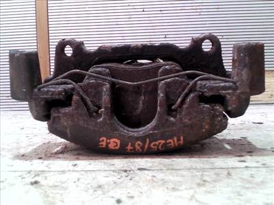 AUDI A3 2003.05 - 2005.09 Bal első féknyereg munkahengerrel