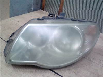 CHRYSLER VOYAGER 01.03-05.01 Bal első fényszóró