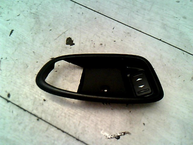 FORD Mondeo 07.04.01-14.12.31 Jobb hátsó ablakemelő kapcsoló 1. kép