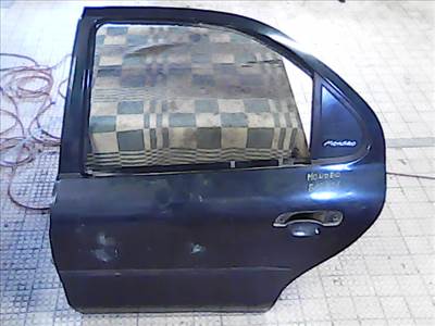 FORD MONDEO 96-00 Bal hátsó ajtó.