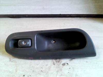 RENAULT MEGANE SCENIC 99-03 Jobb első ablakemelő kapcsoló