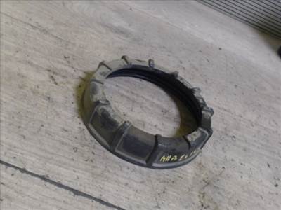 SKODA FABIA 99-07 Üzemanyag szivattyú befogató műanyag anya