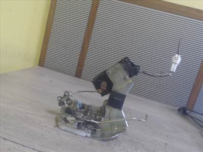 SUZUKI ALTO 02-09 Jobb hátsó ajtó zárszerkezet központi záras