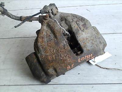 VOLKSWAGEN LT 96- Bal első féknyereg munkahengerrel