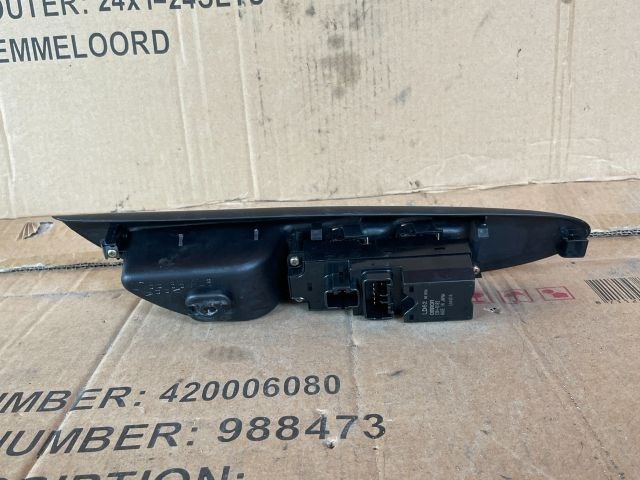 Mazda MPV (LW) MAZDA MPV Ablakemelő Kapcsoló Négyes / Kettes 2. kép