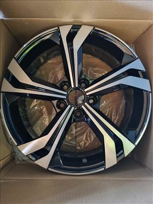  5x114.3 lyukosztású 7JJ 18" új Silverline alufelni