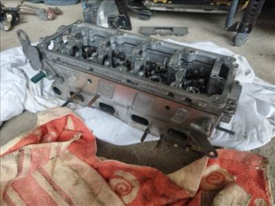 Volkswagen / Audi / Seat 1.6 TDI CAY hengerfej 03l103373a