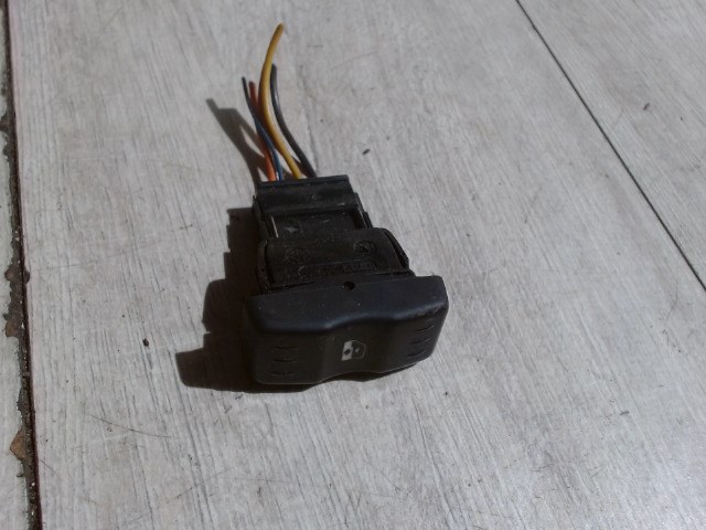 DACIA LOGAN 04.11-08.06 Ablakemelő kapcsoló pozíció független 1. kép