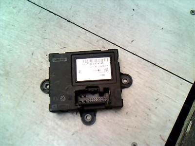 FORD Mondeo 07.04.01-14.12.31 Jobb hátsó ablakemelő motor elektronika
