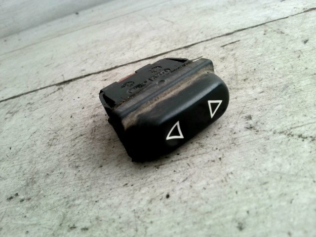 PEUGEOT 306 93-97 Ablakemelő kapcsoló pozíció független 1. kép