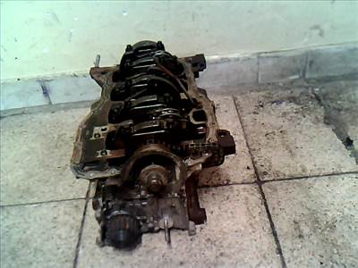 RENAULT CLIO 06-09 Motor. benzin fűzött blokk hengerfej nélkül