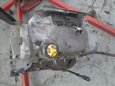 RENAULT CLIO 98-01 Motor. benzin fűzött blokk hengerfejjel
