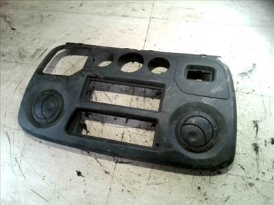 RENAULT MASTER 2010.04-2019.08 Középkonzol keret