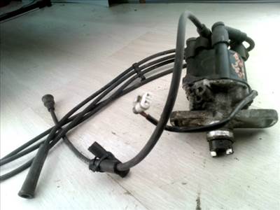 SUZUKI SWIFT 96-05 Gyújtáselosztó és gyertyakábelek