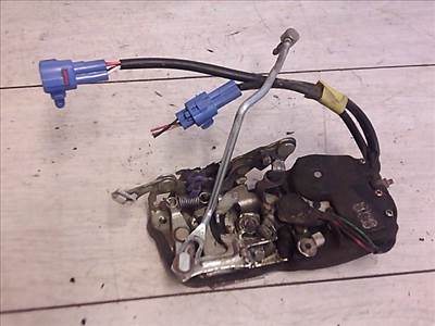 SUZUKI SWIFT 96-05 Jobb első ajtó zárszerkezet központizáras